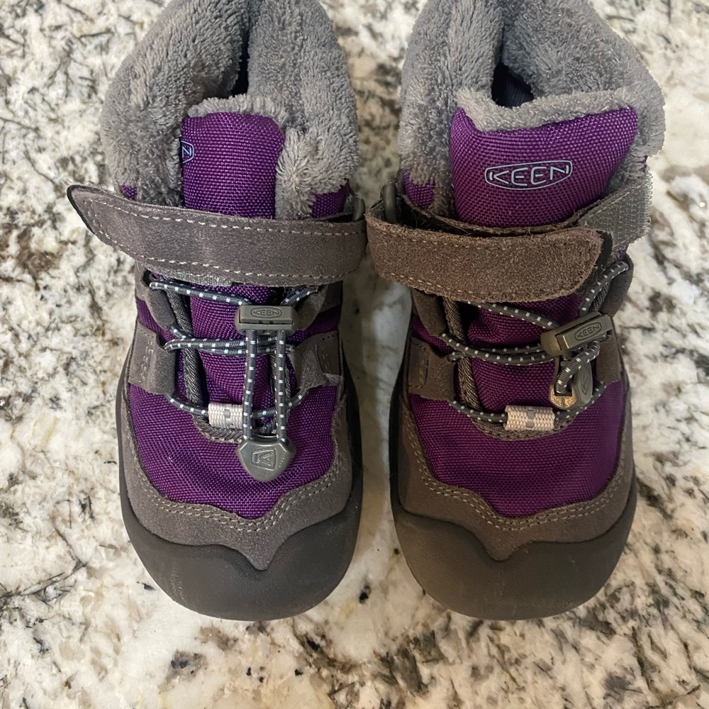 Keen Little Kids' Knotch Chukka size 11 - Picture 2 of 7